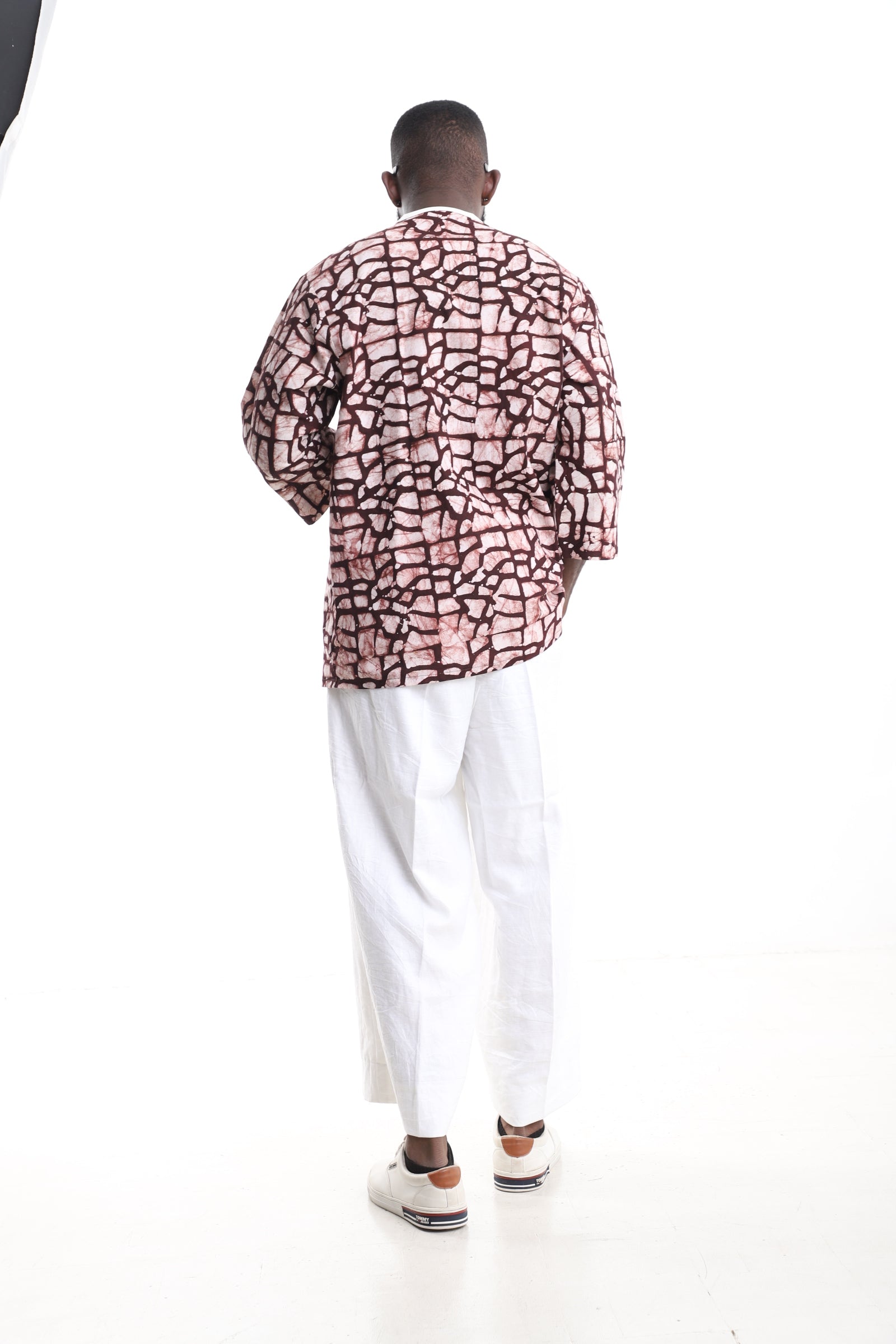 Premium 2-Piece Men's Linen & Adire Set – Handcrafted Earth-Tone Adire Tunic Top & Crisp White Linen Pants