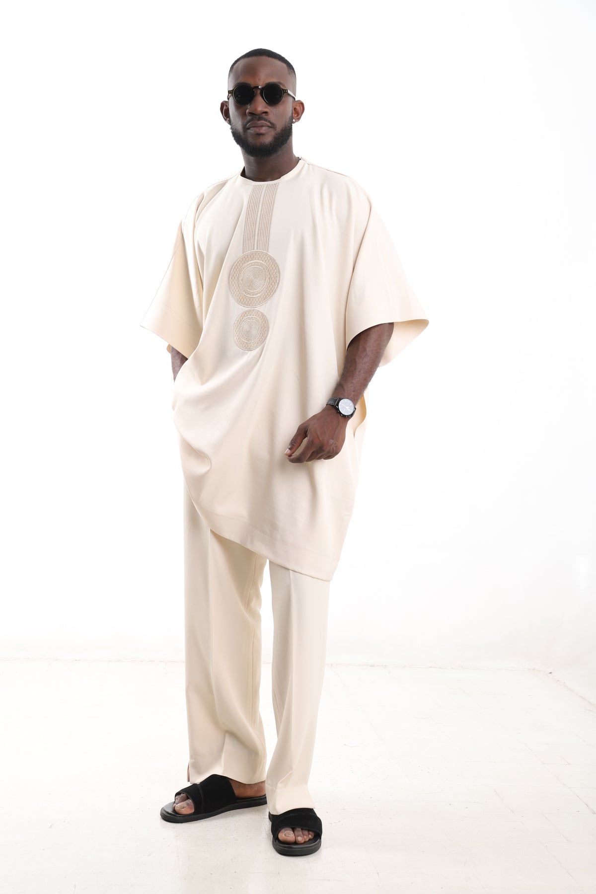 King Kaftan Circular Medallion Embroidered Wool Blend Cream Danshiki Style – Detail View – African men's fashion Nigeria
