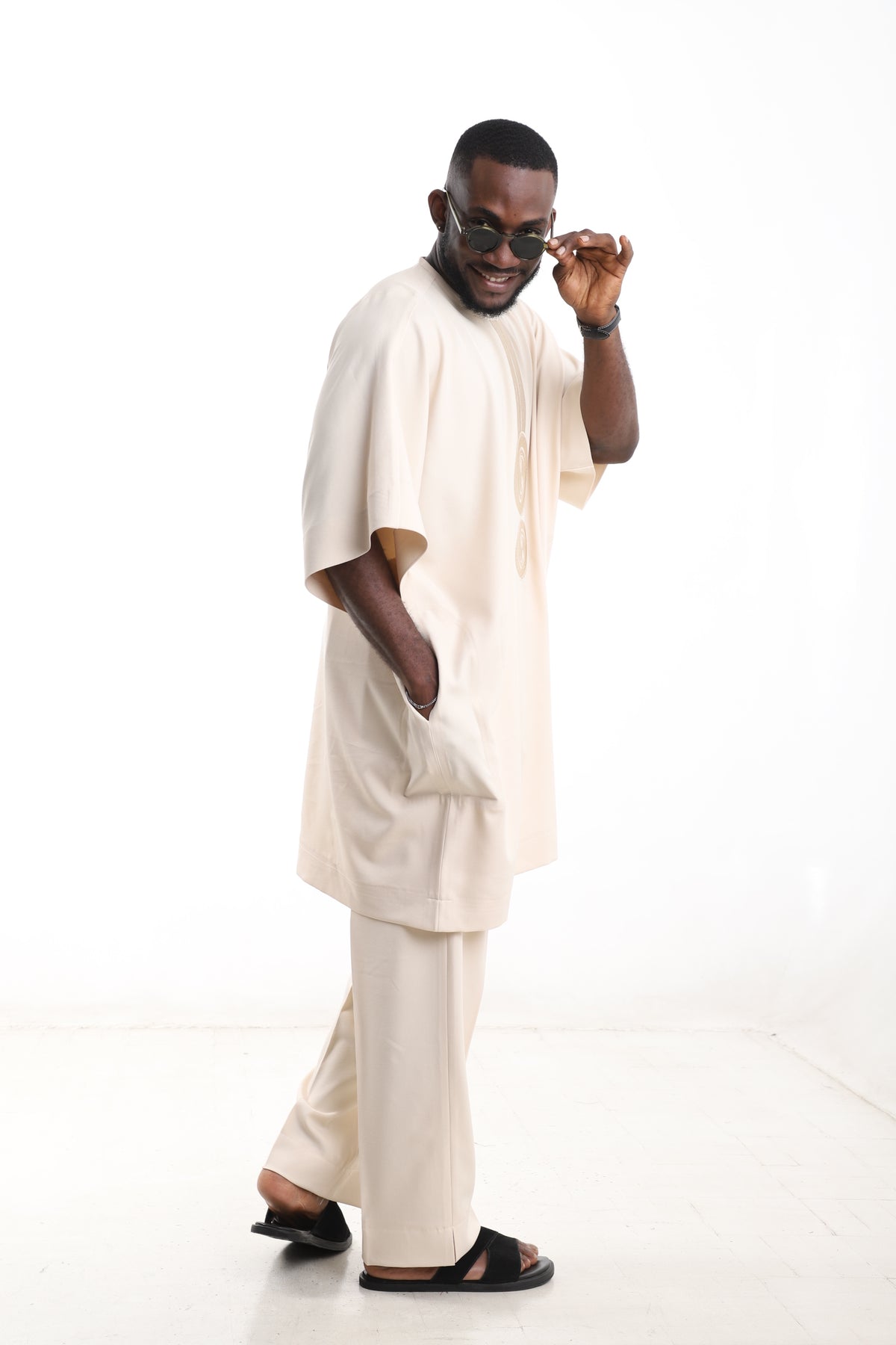 King Kaftan Circular Medallion Embroidered Wool Blend Cream Danshiki Style – Side View – African men's fashion Nigeria
