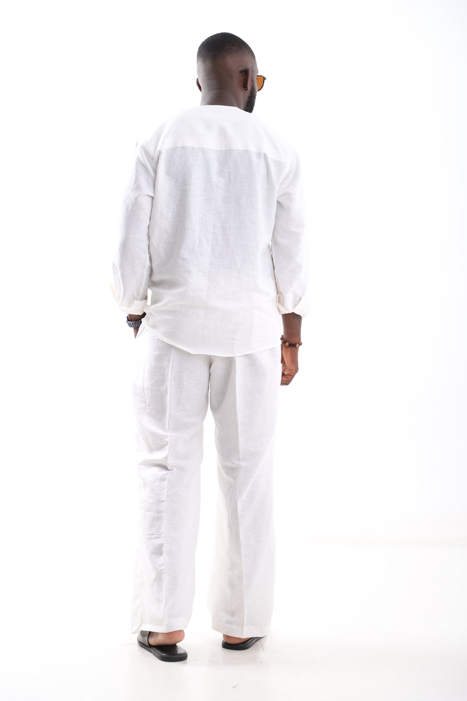 Pure Elegance,– The Luxe Linen Set