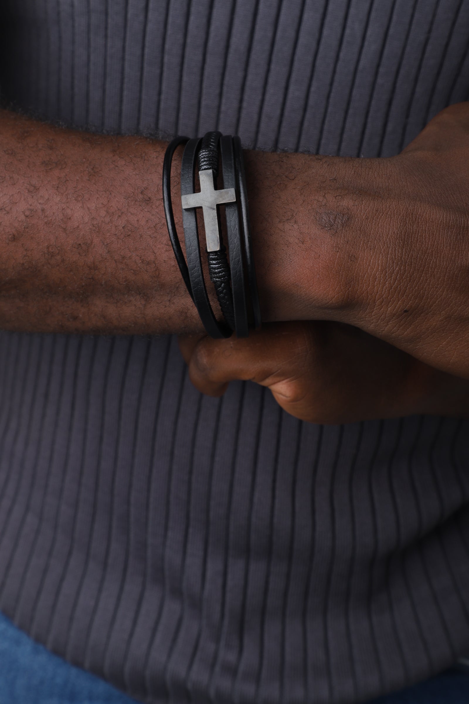The Faith Link" Black Leather Cross Bracelet