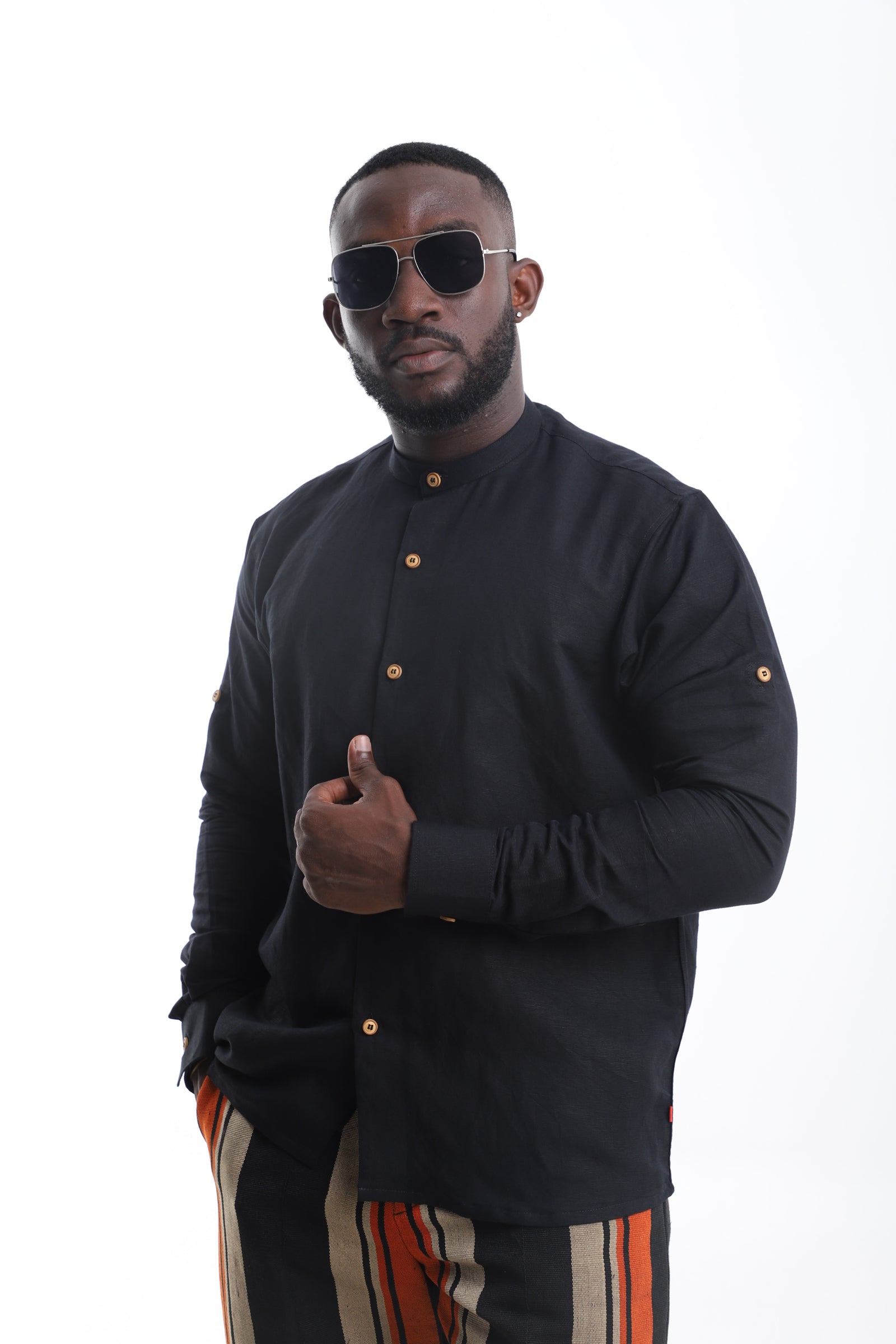 Classic Black Linen Shirt – Sophisticated. Minimal. Timeless.