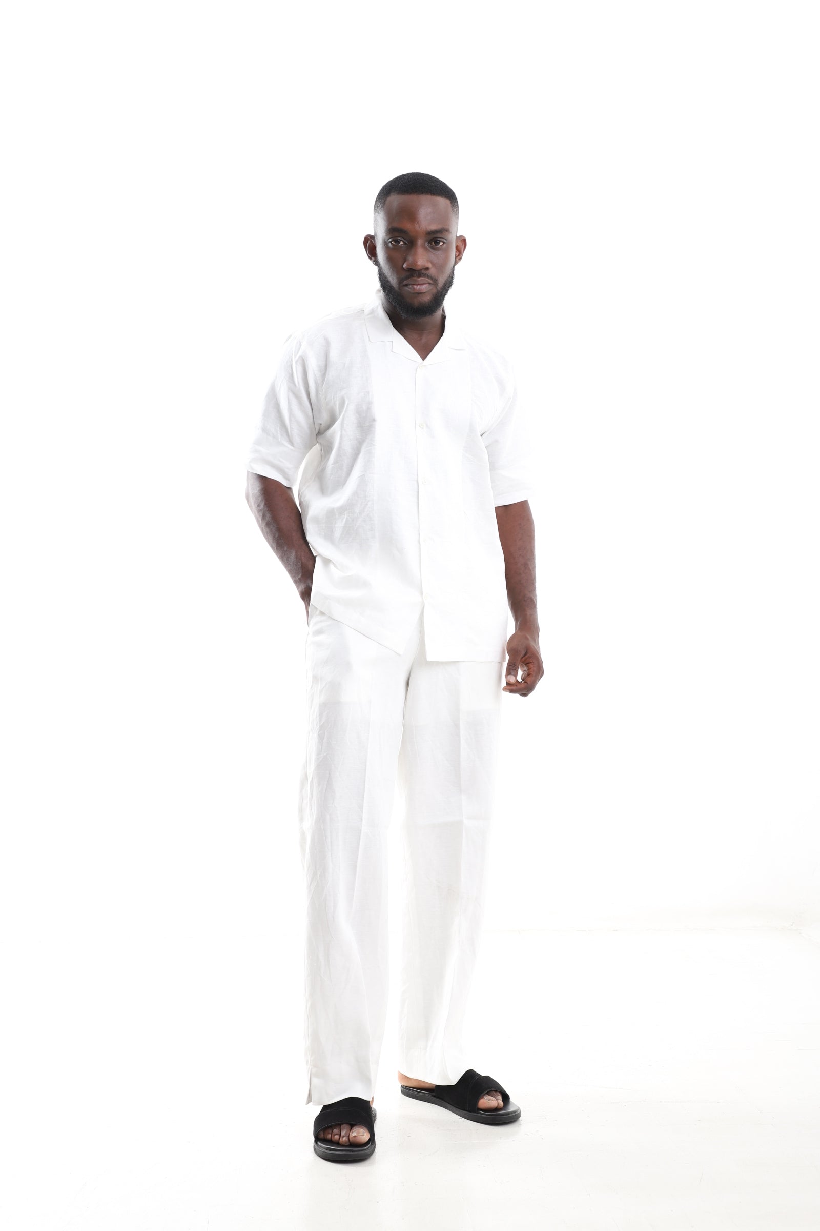 Ivory Heritage Linen Set