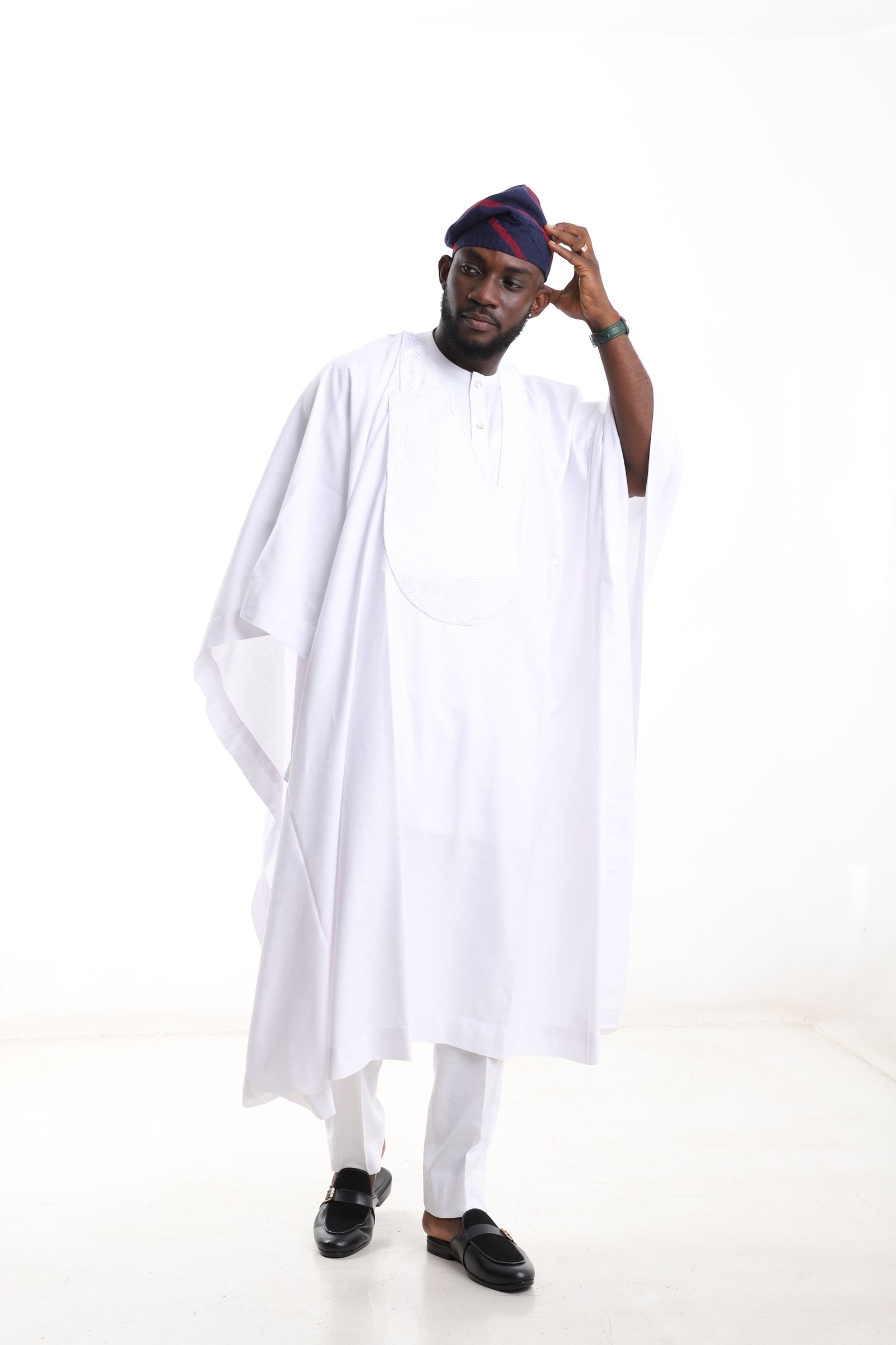 Classic White Agbada Set for Men – Luxury Nigerian Traditional Attire