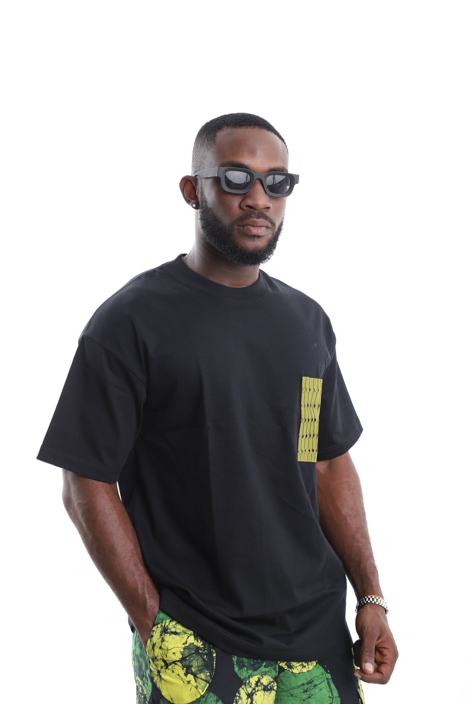 King Kaftan Cotton Oversized Black T-Shirt with Olive Textured Patch Pocket Accent – Olive Textured Mesh Pocket Detail – African men's fashi
