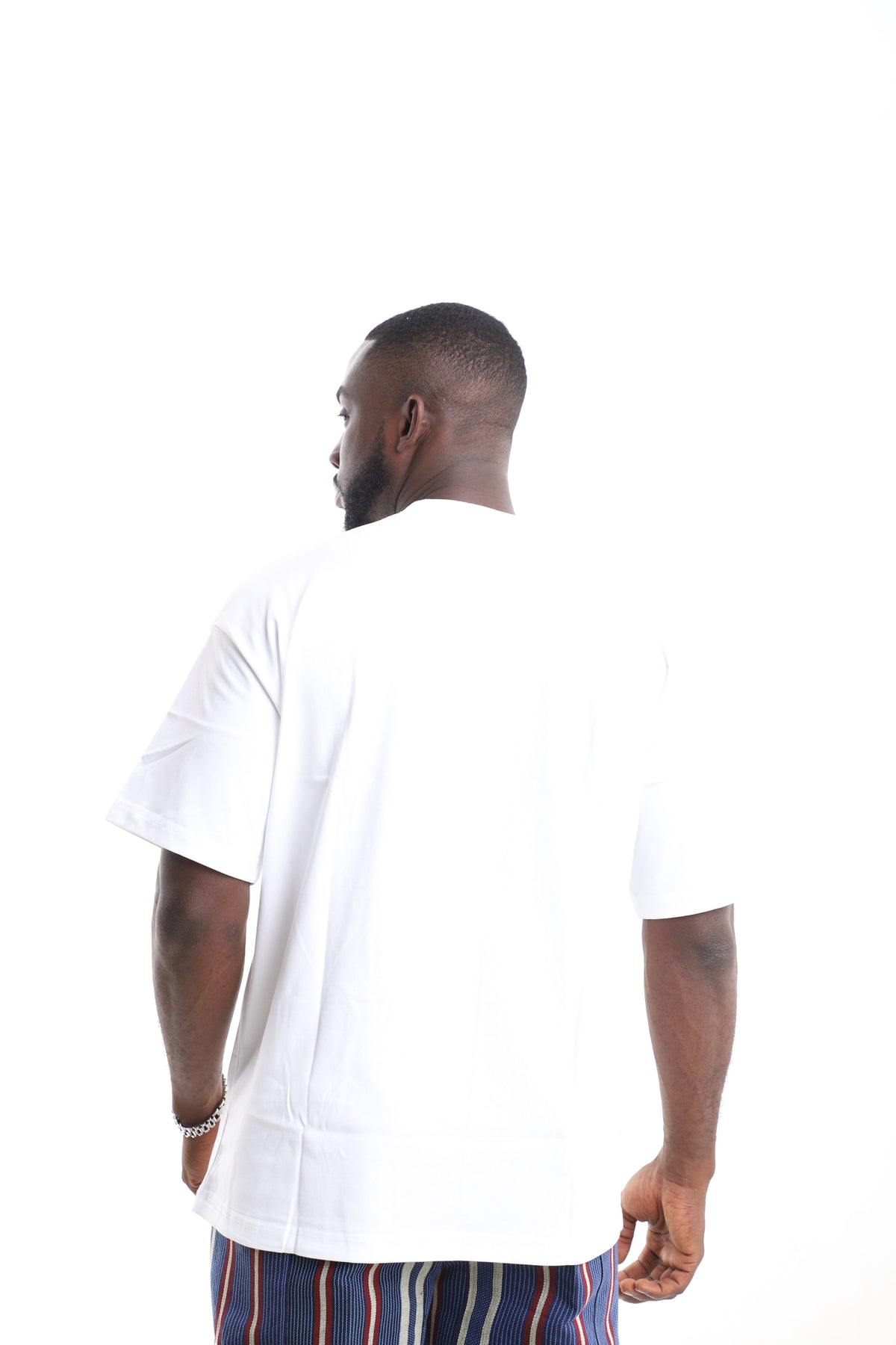 King Kaftan White Cotton T-Shirt – Back View – African men's fashion Nigeria