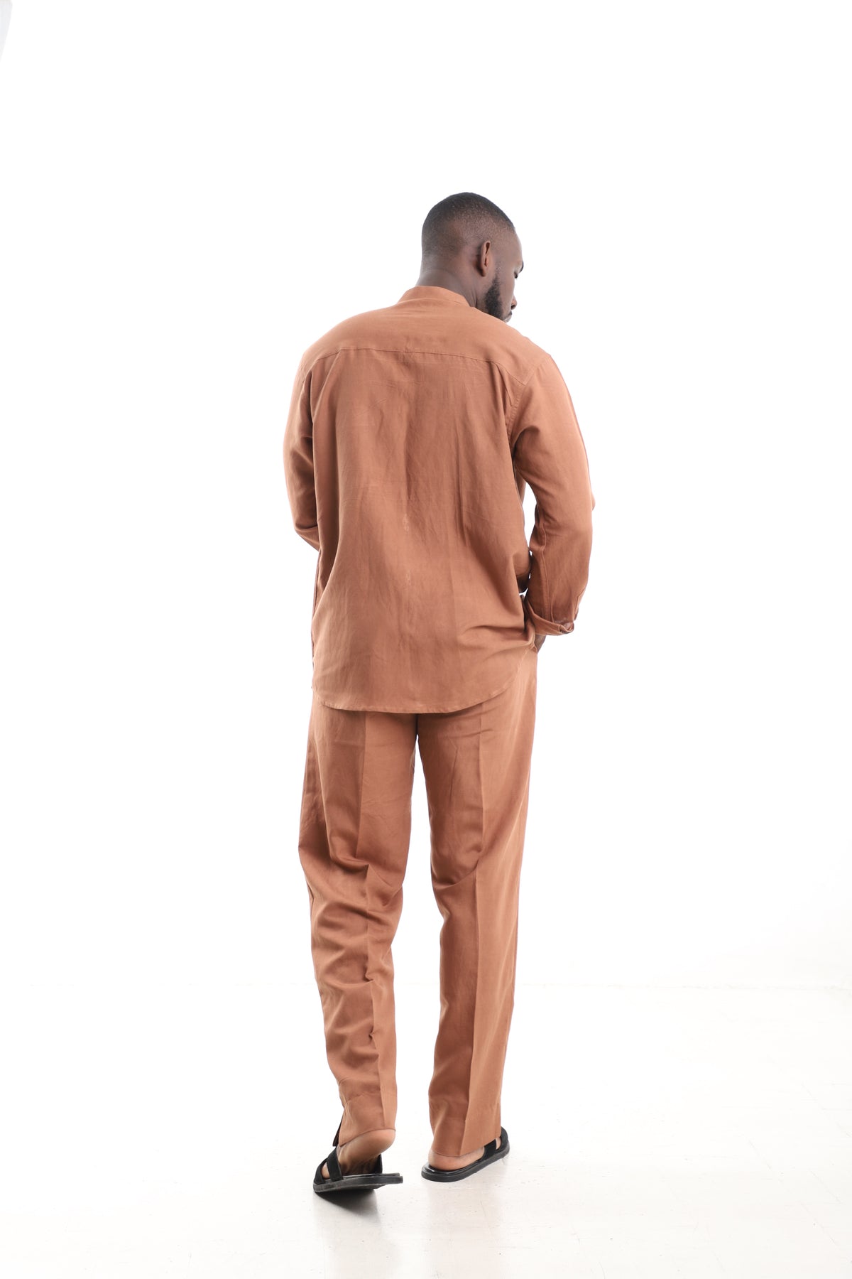 ing Kaftan Terracotta Mandarin Collar Linen Two-Piece Set – Back View – African men's fashion Nigeria