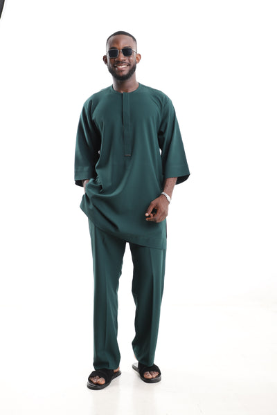 King Kaftan Minimalist Polished Cotton Emerald Green Senator Wear – Front View – African men's fashion Nigeria