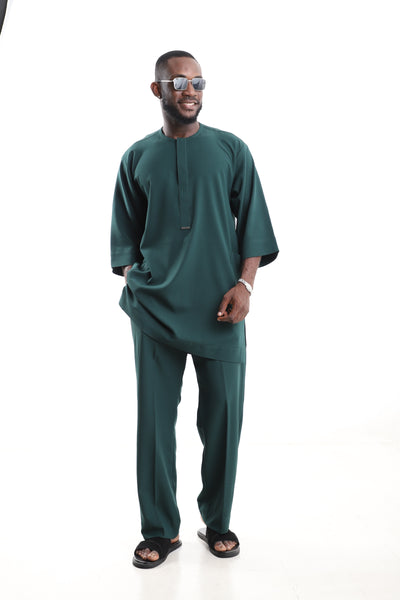 King Kaftan Minimalist Polished Cotton Emerald Green Senator Wear – Front View – African men's fashion Nigeria