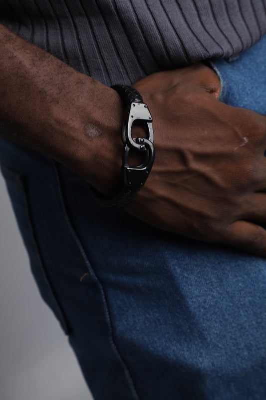 The Sentinel Link Bracelet – Engineered for Presence