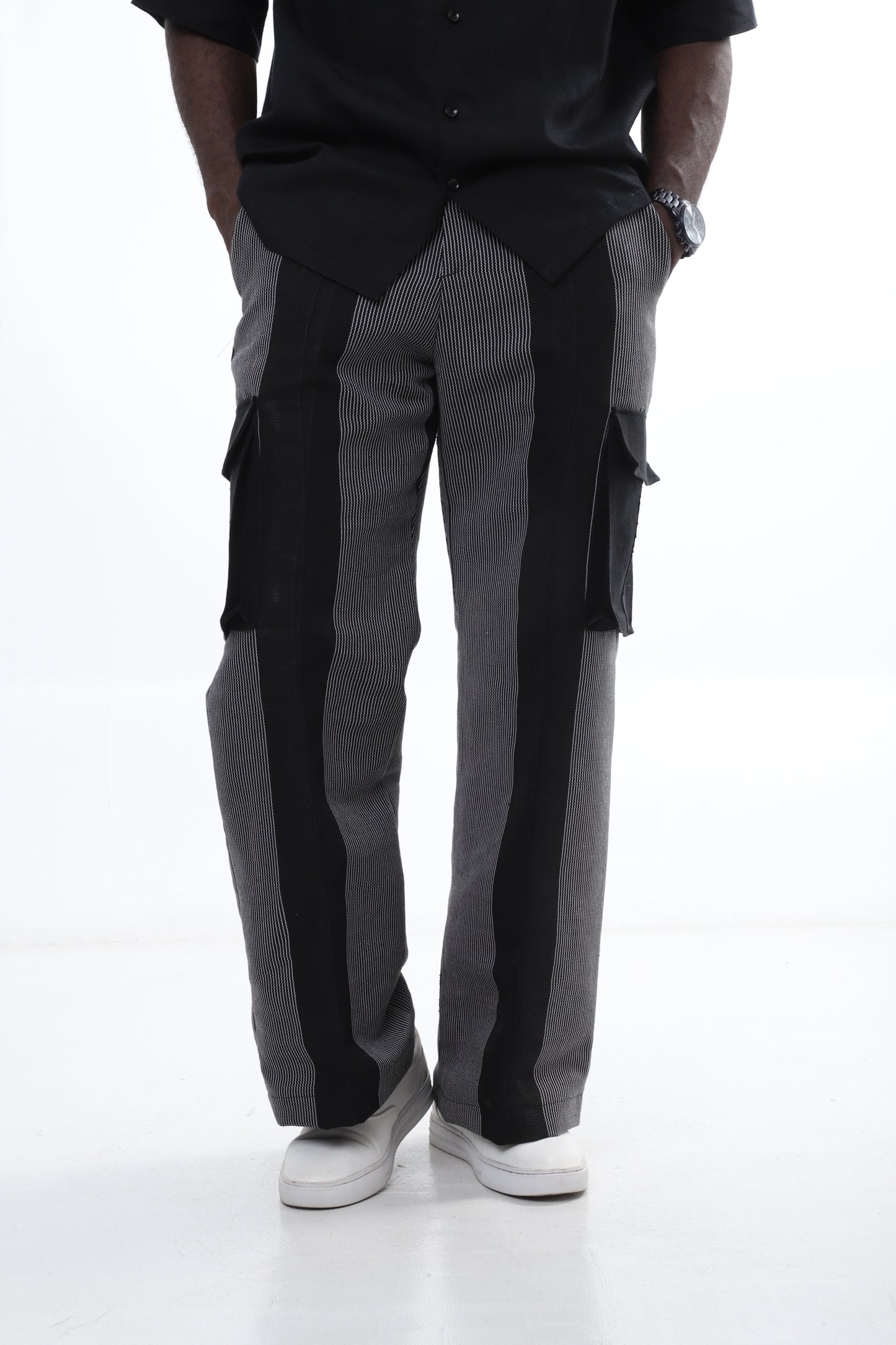 Ebony Stride Àṣọ-Òkẹ́ Trousers