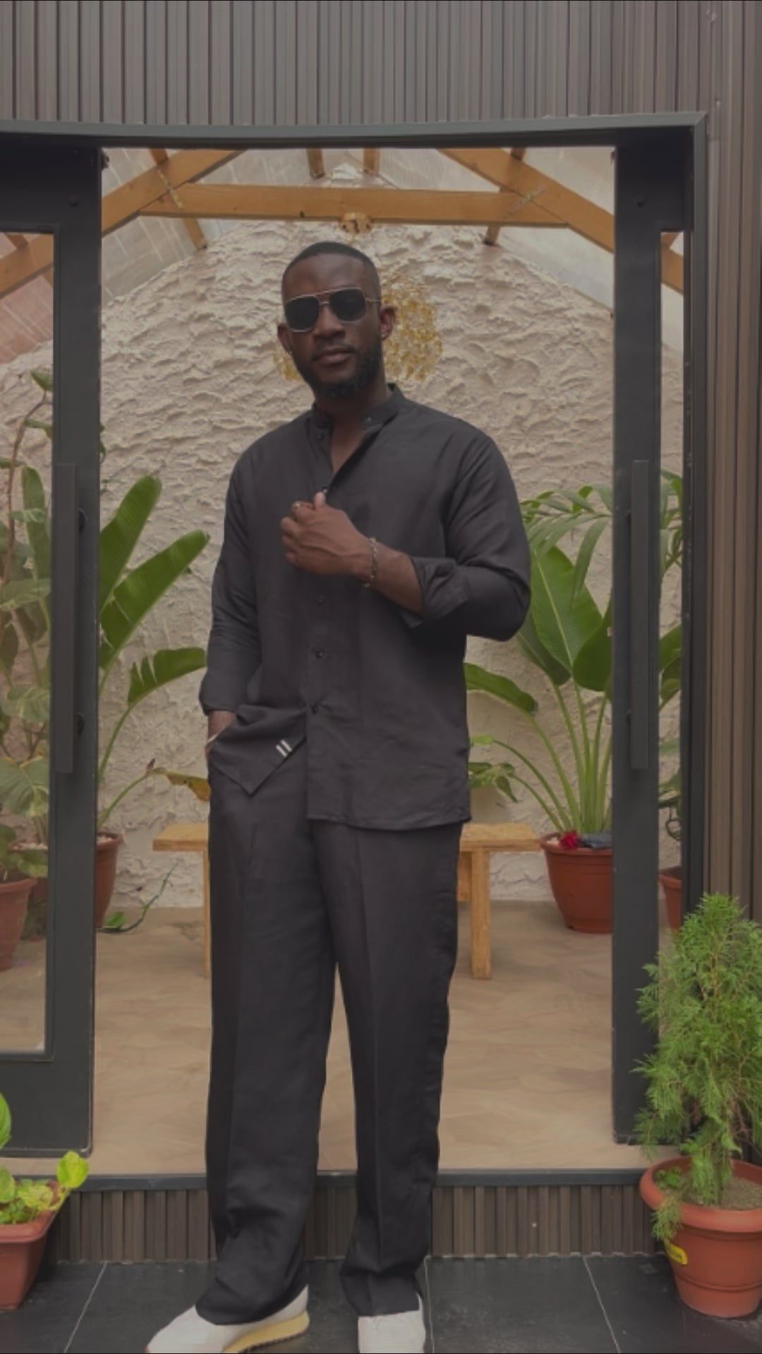 Load video: Classic Black Linen Set – Effortless Sophistication for the Modern Man